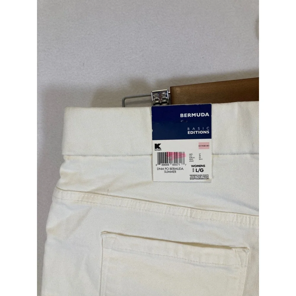 Coastal Summer Basic Editions Women L White Stretch Denim Pull On Bermuda Shorts